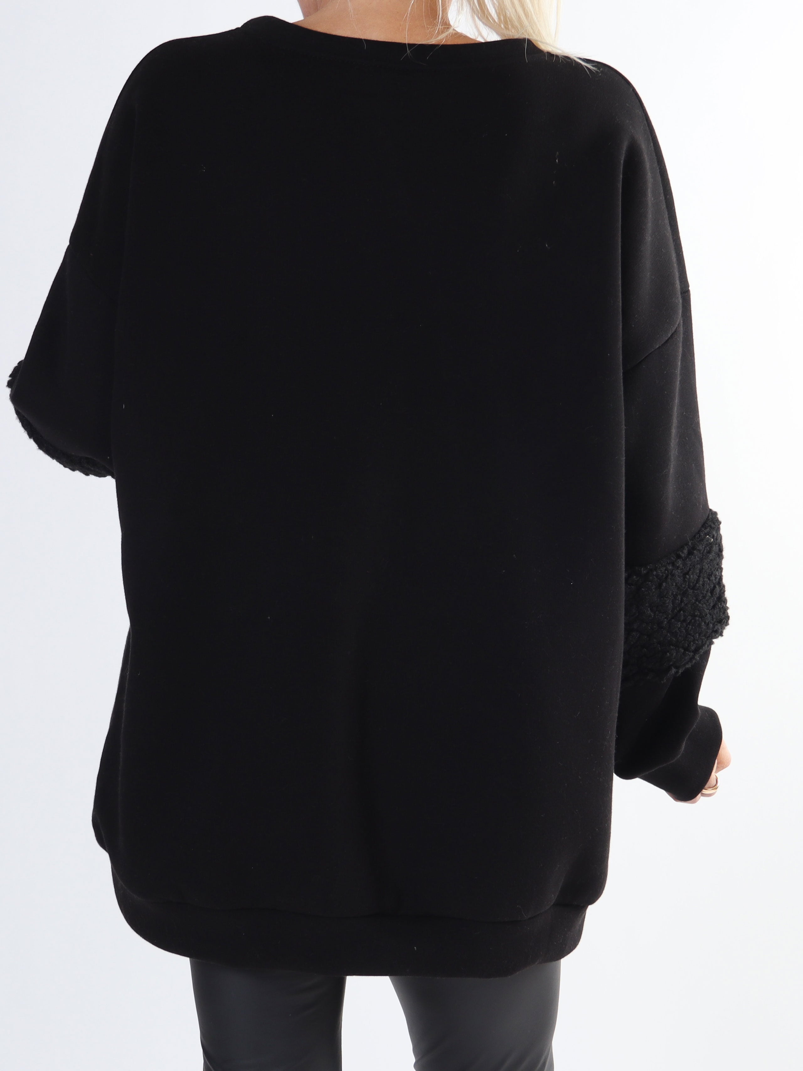 Fenya - Sweatshirt i stor storlek med detaljer i mjuk plysch